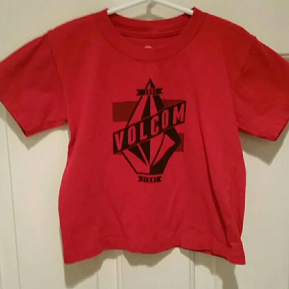 Volcom boys 4T teeshirt